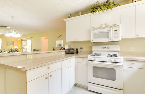 Lynnhaven Cabaña | Lanai & Golf Cart: The Villages Vacation Rental!