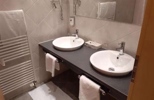 Vossenack Hotel | Land-gut-Hotel Zum alten Forsthaus - Aufladestation für Elektroautos