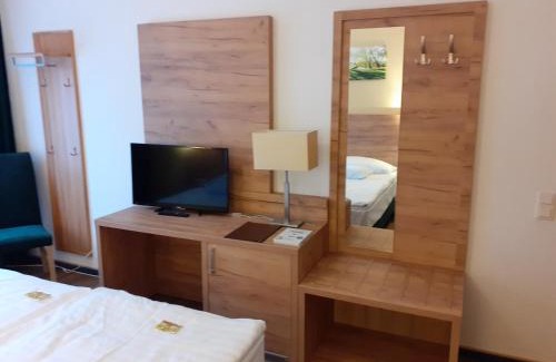 Vossenack Hotel | Land-gut-Hotel Zum alten Forsthaus - Aufladestation für Elektroautos