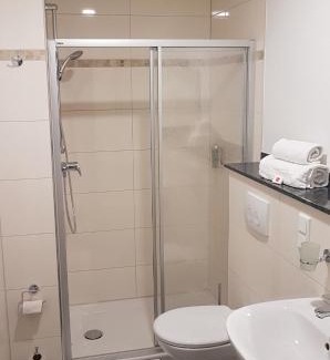 Juechen Hotel | Landgasthof Kelzenberg