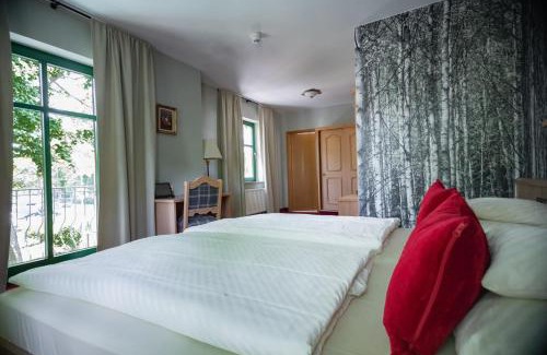 Petershagen Hotel | Landgasthof zum Mühlenteich