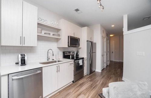 Westside Apartamento | Landing at Caroline Apartments - 1 Bedroom in Westside