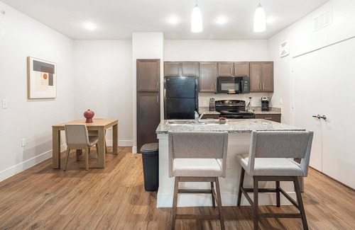 San Antonio Apartamento | Landing at Esperanza - 1 Bedroom in Alamo Ranch...