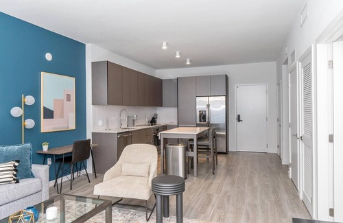 Wimauma Apartamento | Landing | Modern 1BD, Clubhouse, Pool