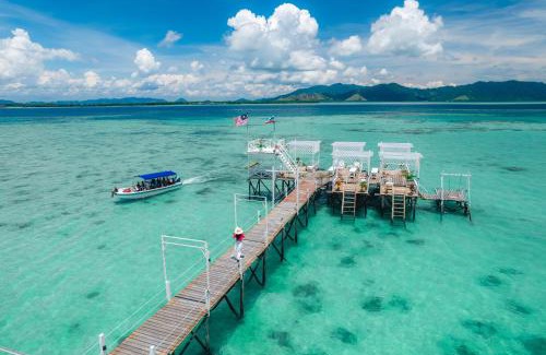 Sabah Cama Y Desayuno | Larapan Water Village 仙本那乐乐棒水屋