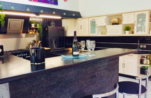 Belgentier Villa | Gran villa, 250 m², vista panorámica, a 20 min de las playas.