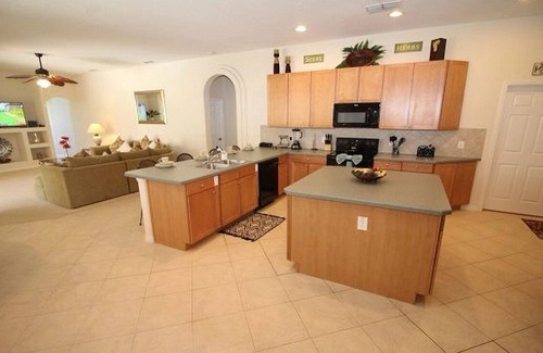 Legacy Park Villa | Large 5 bed pool home with excellent privacy