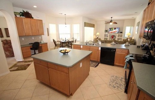 Legacy Park Villa | Large 5 bed pool home with excellent privacy