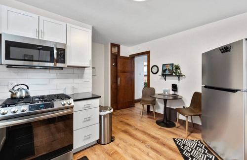 Bay View Casa | Large 7 Bedroom House in Bay View MKE