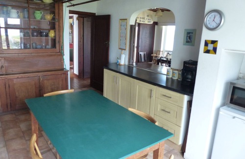 Trebetherick Casa | Gran casa de vacaciones de la familia a la derecha en la parte superior del acantilado entre Roca y Polzeath.