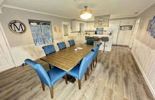 Lakehead-Lakeshore Casa | Large Lake House, Game Room, 4 Bedrooms, Near Lake- Shasta Lakeshore Retreat #14