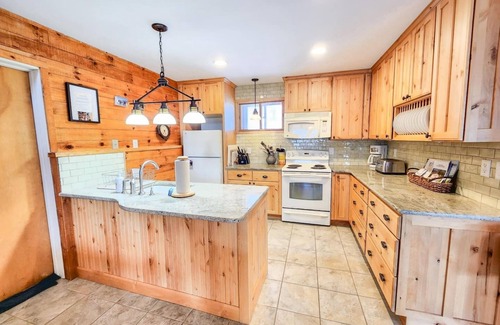 Warren Casa | Large multi-family ski home located on the slopes of Sugarbush Resort