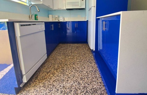 Catano Casa | Large Space close to Ferry n Ocean view