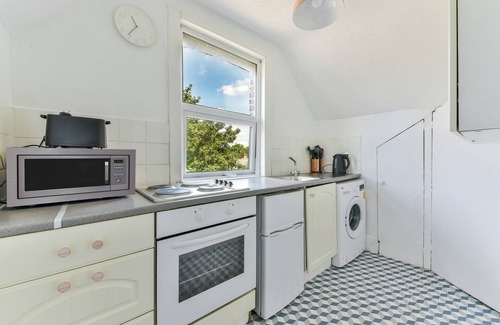 Bensham Manor Apartamento | Large Thornton Heath Studio minutes from the station!