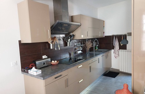 Salles-d'Aude Casa | Large winegrower's residence with swimming pool , 14 km from the sea.