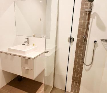 Largs Bay Hotel | Largs Pier Hotel