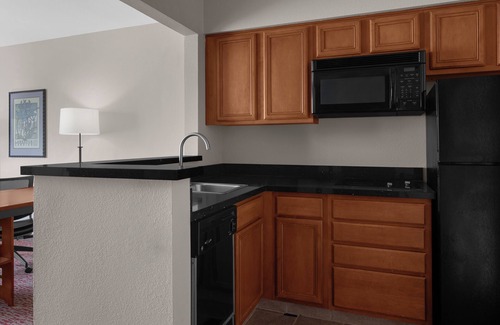 Folsom Hotel | Larkspur Landing Extended Stay Suites Folsom