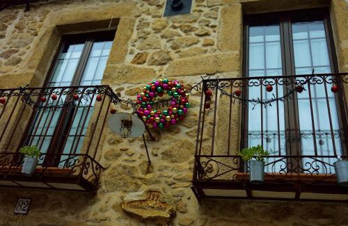 Piedralaves Casa | Las Cuatro Calles