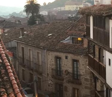 Piedralaves Casa | Las Cuatro Calles