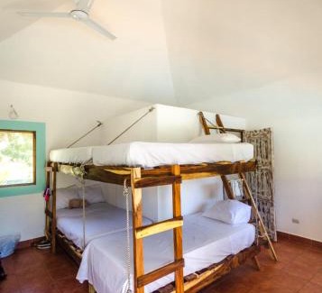 Aserradores Cabina | Las Dunas Surf Resort