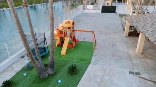 Navarres Casa | Las Palmeras Playamonte
