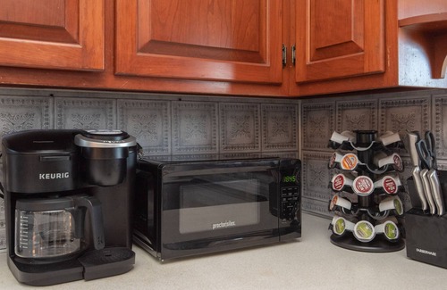 Lititz Casa | Laurel Cottage 4 BR 1 Bath