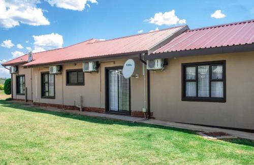 Dannhauser Casa | Lavenderlane Guesthouse