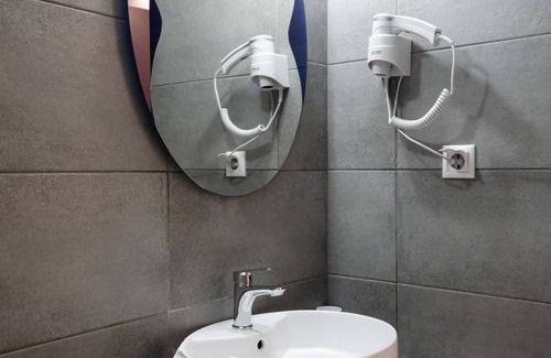Scala Hotel | Laza Beach Inn