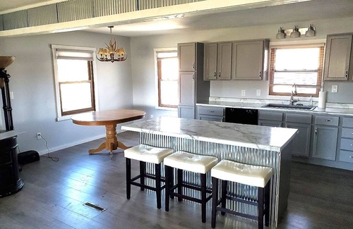 Lake Andes Cabina | Lazy BW Hunting/Fishing Cabin by Pickstown