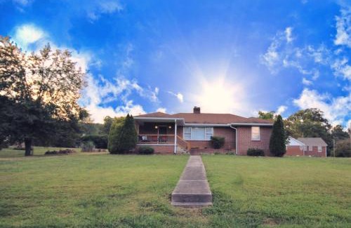 Hayesville Casa | Lazy Hiker Take Two