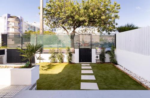 Costa de Caparica Villa | Lazy Point Caparica