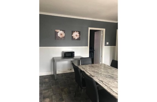 Quartier 4-6 Apartamento | Le 163, Grand 5 et demi near downtown and Centre Vidéotron