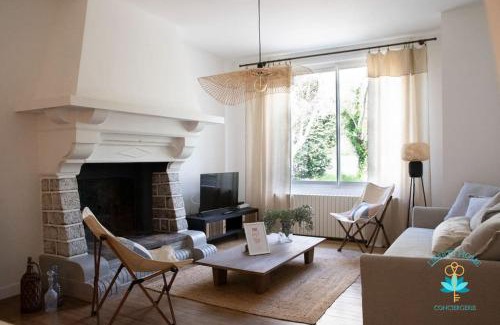 Castelginest Villa | Le 17M - Maison Basque d'Occitanie Clim Jardin Parking