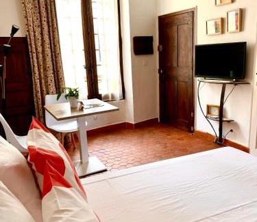 Moustiers-Sainte-Marie Apartamento | le 1835, studio rouge-Corail