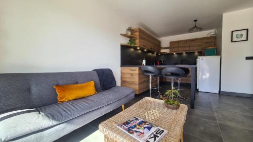 Saint-Jean-de-Sixt Apartamento | Le Berceau des Aiguilles - Vue montagne, terrasse - AravisTour