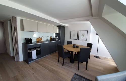 Old Town Apartamento | Le Bijou Bahnhofstrasse / Paradeplatz LB18C NEW