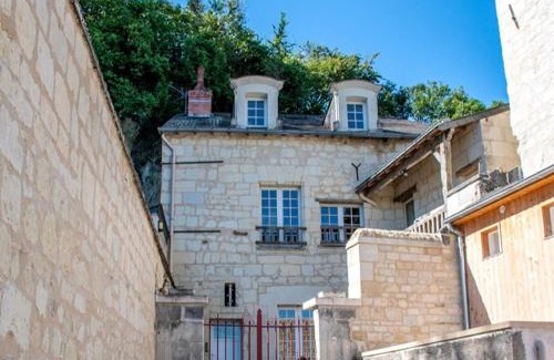 Saumur Villa | Le chant du troglodyte