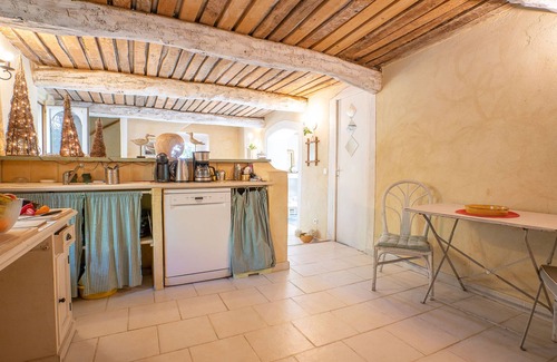 Chateauneuf-Grasse Casa | Le Clermont by Interhome