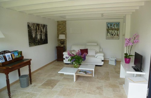 Sezanne Cama Y Desayuno | Le Clos des Cordeliers