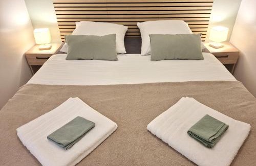 Tarbes Apartamento | Le Cocon de Charme-Literie de qualité-Neuf-Central