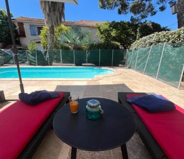 Argeliers Cama Y Desayuno | Le colibri bleu