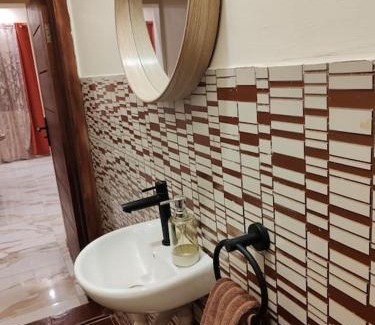 Lome Apartamento | Le Deborah Palace