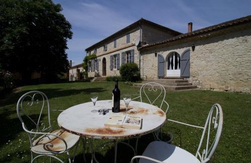Auvillar Cama Y Desayuno | Le Farat Bed & Breakfast