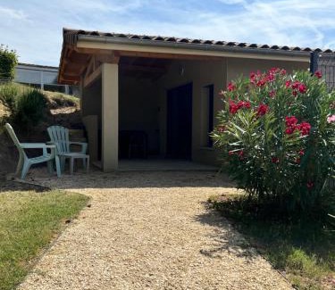 Allex Casa | Le gîte de la vieille pierre 'climatisé'