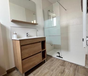 Allex Casa | Le gîte de la vieille pierre 'climatisé'