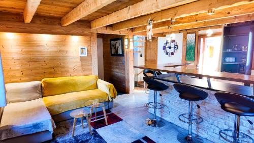 Saint-Jean-de-Sixt Apartamento | Le Grenier 1821 - Mini chalet - Centre village - AravisTour