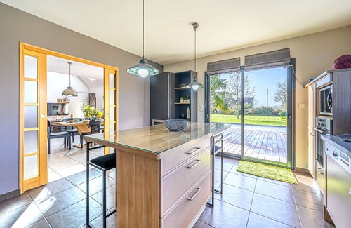 Trefflean Villa | LE HAMEAU DE BIZOLE - Magnifique Maison contemporaine avec piscine chauffée!