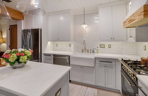 Fairhope Cabaña | Le Hibou Blanc (B) - Fairhope: Laid-back Sophistication