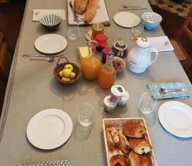 Rougegoutte Cama Y Desayuno | Le jardin des gouttes
