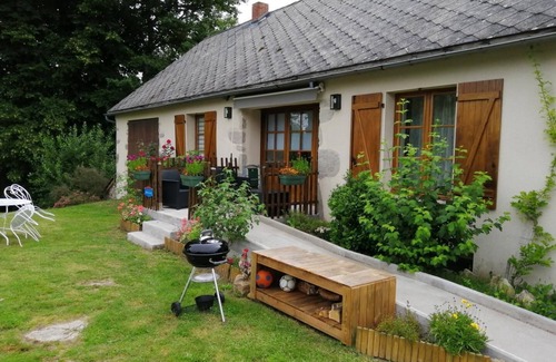 Condat-en-Combraille Casa | Le Logis de L'abeille Noire